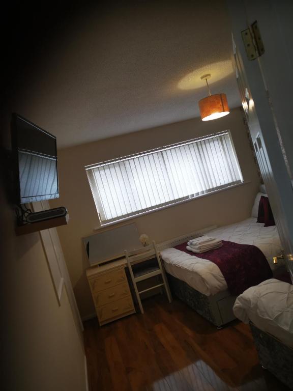 GARDNER HOLIDAYS HOUSE room 2
